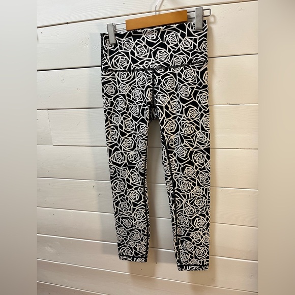 LULULEMON - High Times Pant Full-On Luxtreme - Size 6 - NWOT - Picture 4 of 10